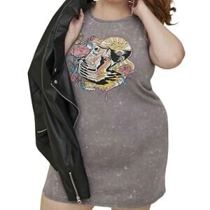 NWT Torrid LoveSick Grunge Punk Grey Wash Slash Back Graphic Dress